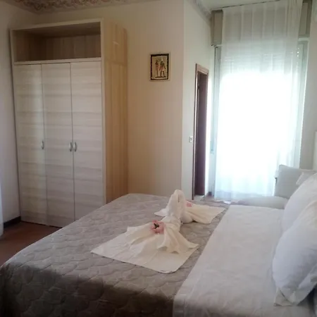 Hotel Welt 3*